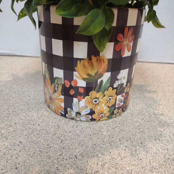 Sunflower Arrangement Centerpiece - Picture 3 of 7